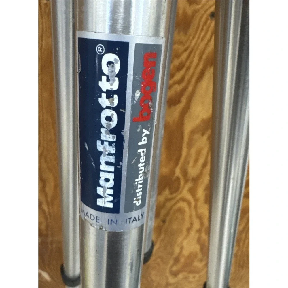 Manfrotto 3001 Tripod | Made In Italy | Bogen